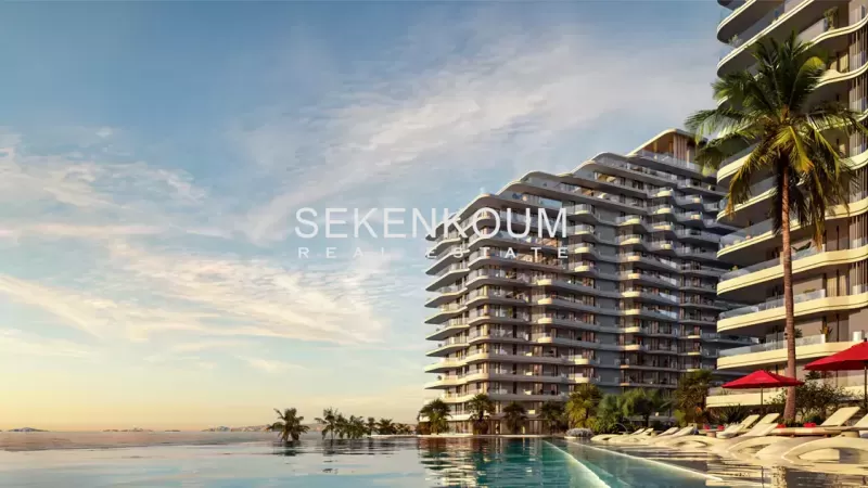 Exclusive Class Apartment & Penthouse with Beachfront Lifestyle