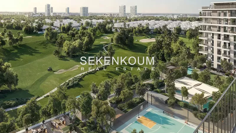 Appartements avec vue sur le parcours de golf à Emaar Sud